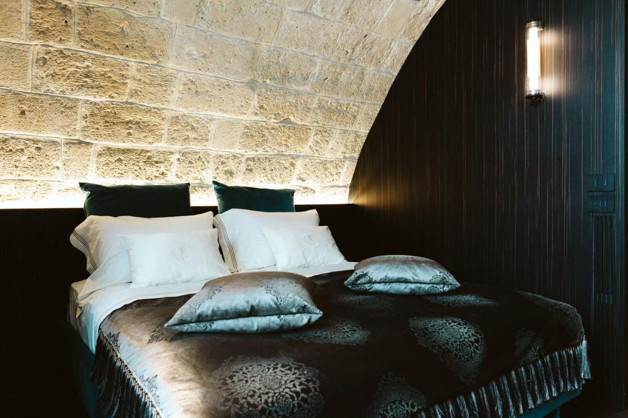 The Harbour - Luxury Living Panzió Trani Kültér fotó