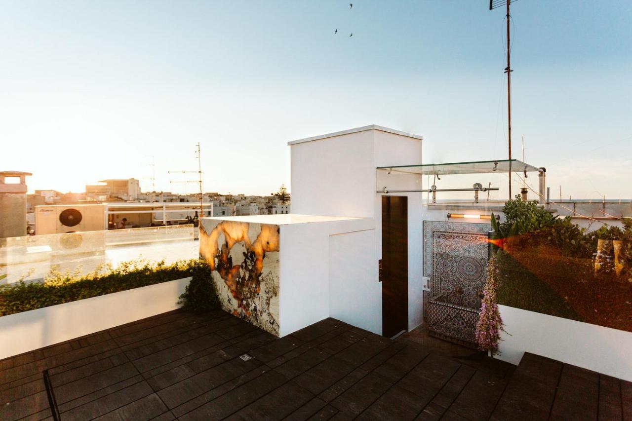 The Harbour - Luxury Living Panzió Trani Kültér fotó